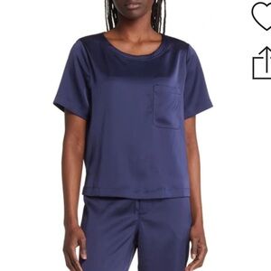 NWOT Good American | stretch satin pocket tee